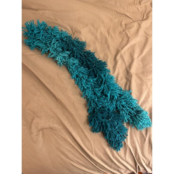 Warm & Stylish Blue Ombre Handknit Scarf - Picture 3 of 10